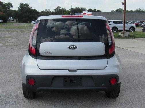 2017 Kia Soul Base