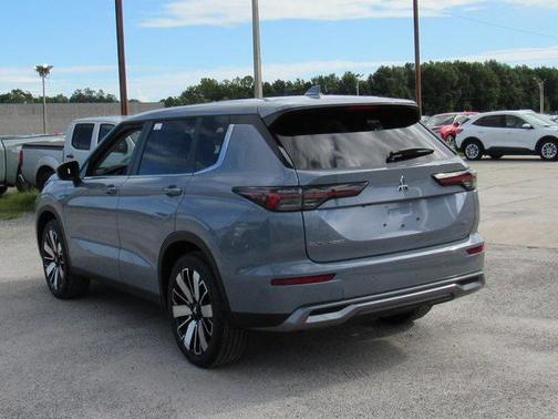 2025 Mitsubishi Outlander SE 2.5 2WD