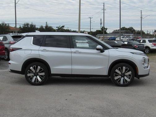 2026 Mitsubishi Outlander SE 1.5T 2WD