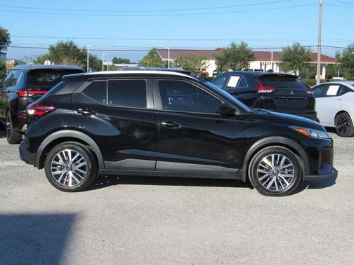 2021 Nissan Kicks SV