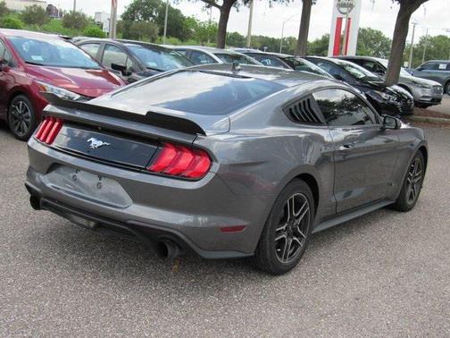 2021 Ford Mustang EcoBoost