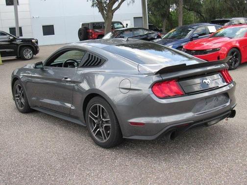 2021 Ford Mustang EcoBoost