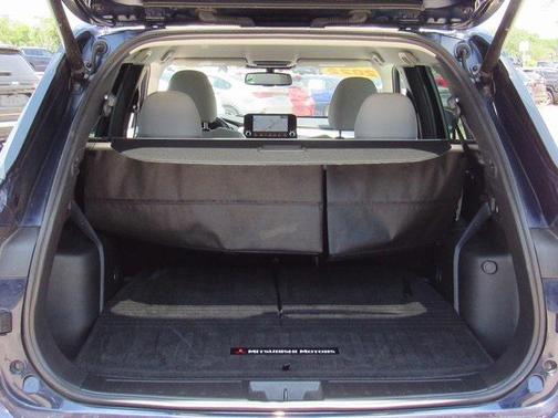 2022 Mitsubishi Outlander SEL 2.5 2WD