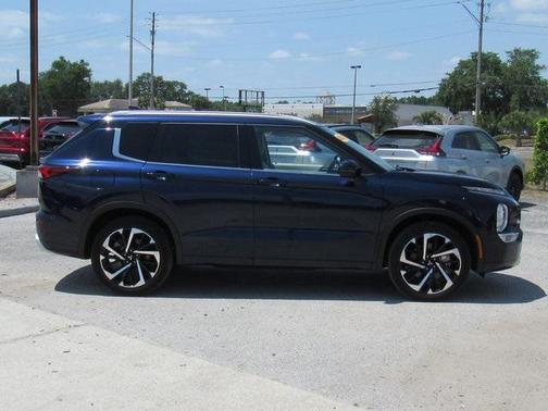 2022 Mitsubishi Outlander SEL 2.5 2WD