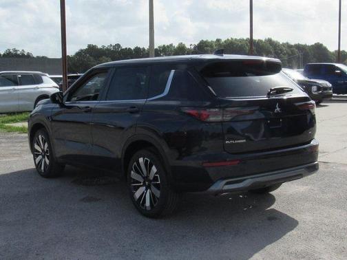 2025 Mitsubishi Outlander SE 2.5 2WD
