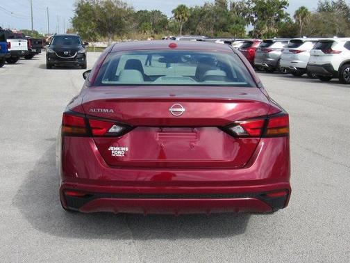 2025 Nissan Altima 2.5 SV