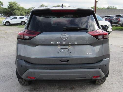 2023 Nissan Rogue S
