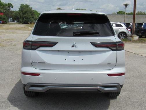 2025 Mitsubishi Outlander SE 2.5 2WD