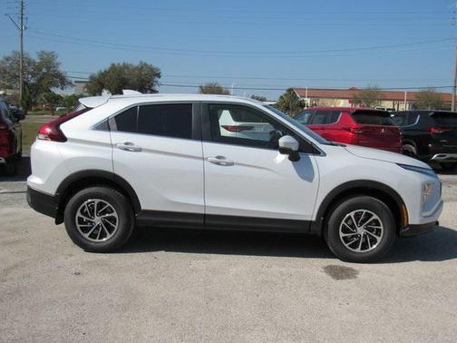 2025 Mitsubishi Eclipse Cross ES