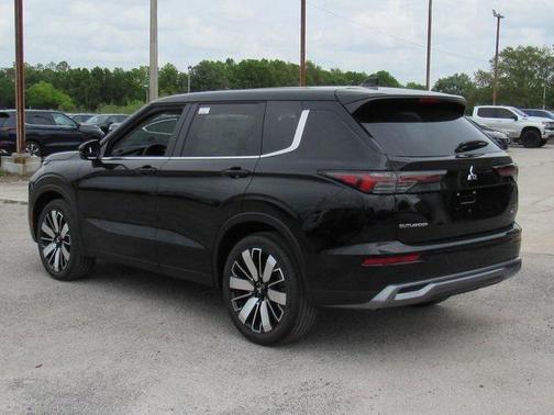 2025 Mitsubishi Outlander SE 2.5 2WD