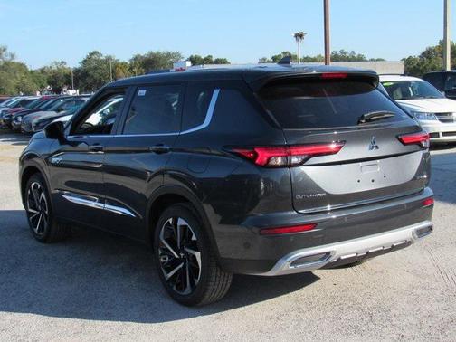 2025 Mitsubishi Outlander PHEV SE S-AWC