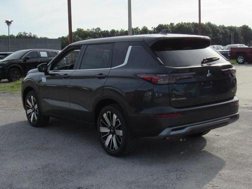 2025 Mitsubishi Outlander SE 2.5 2WD