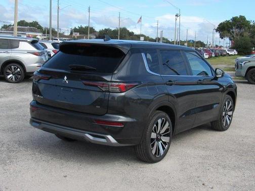 2025 Mitsubishi Outlander SE 2.5 2WD