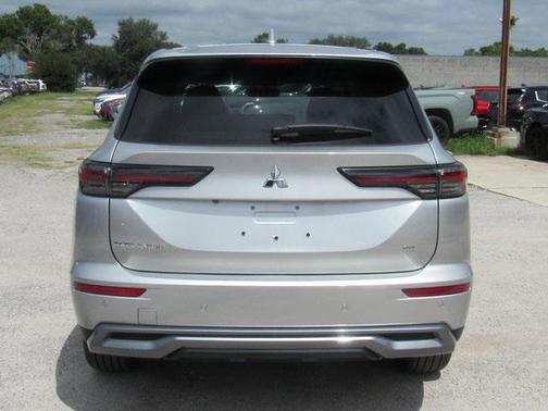 2025 Mitsubishi Outlander SE 2.5 2WD