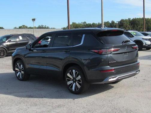 2025 Mitsubishi Outlander SE 2.5 2WD