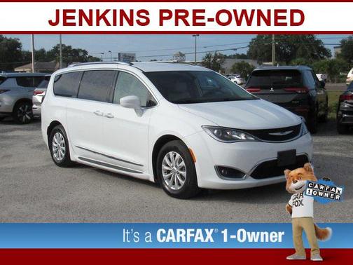 2018 Chrysler Pacifica Touring-L