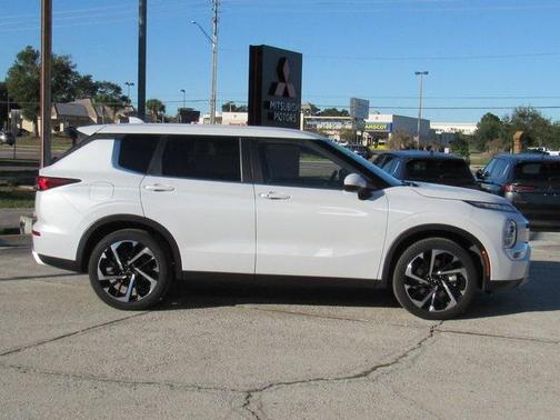 2024 Mitsubishi Outlander SE 2.5 2WD