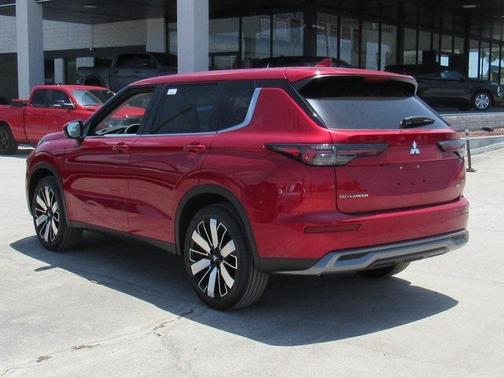 2025 Mitsubishi Outlander SE 2.5 2WD