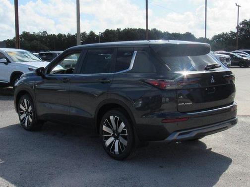 2025 Mitsubishi Outlander SE 2.5 2WD