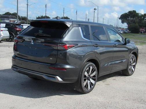 2025 Mitsubishi Outlander SE 2.5 2WD