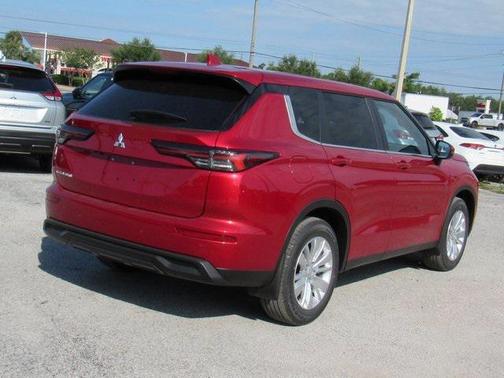 2025 Mitsubishi Outlander ES 2.5 2WD