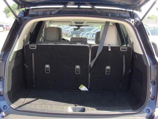 Deep Ocean Blue 2024 Nissan Pathfinder SV