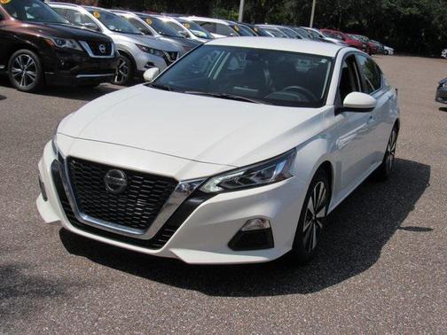 2021 Nissan Altima 2.5 SV