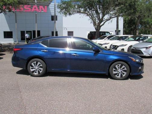 2020 Nissan Altima S FWD