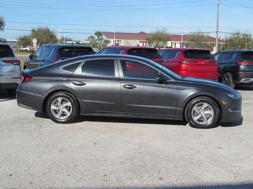 2021 Hyundai SONATA SE