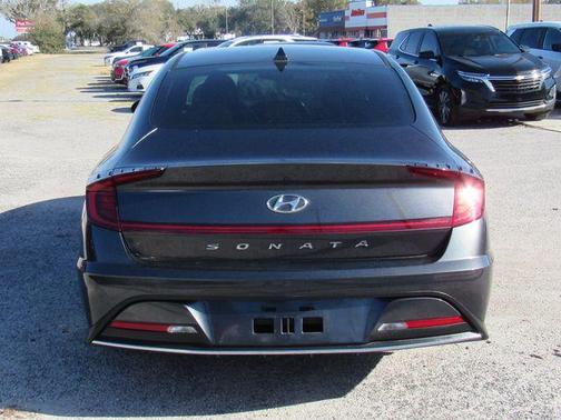 2021 Hyundai SONATA SE