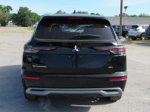 2025 Mitsubishi Outlander SEL 2.5 2WD
