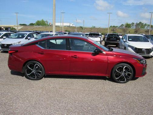Scarlet Ember 2024 Nissan Altima SR FWD