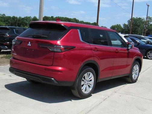 2025 Mitsubishi Outlander ES 2.5 2WD