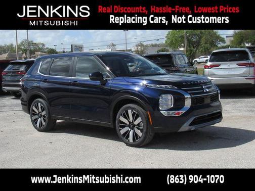 Cosmic Blue Metallic 2026 Mitsubishi Outlander SE