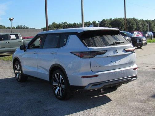 2025 Mitsubishi Outlander SE 2.5 2WD