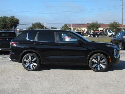 2025 Mitsubishi Outlander SE 2.5 2WD