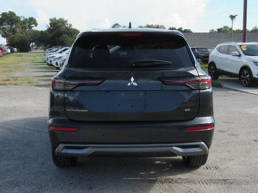 2025 Mitsubishi Outlander SE 2.5 2WD