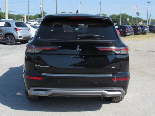 2025 Mitsubishi Outlander SE 2.5 2WD