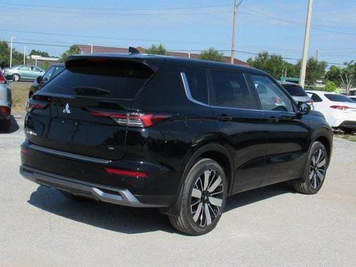 2025 Mitsubishi Outlander SE 2.5 2WD