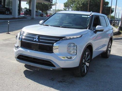 2025 Mitsubishi Outlander SE 2.5 2WD