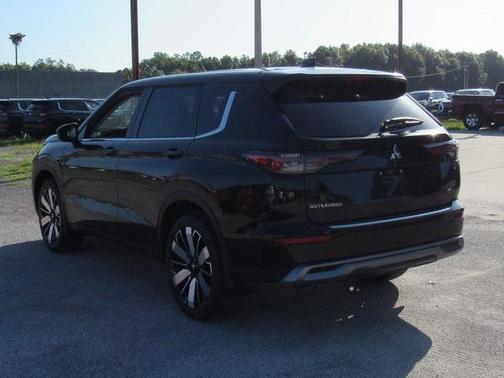 2025 Mitsubishi Outlander SE 2.5 2WD