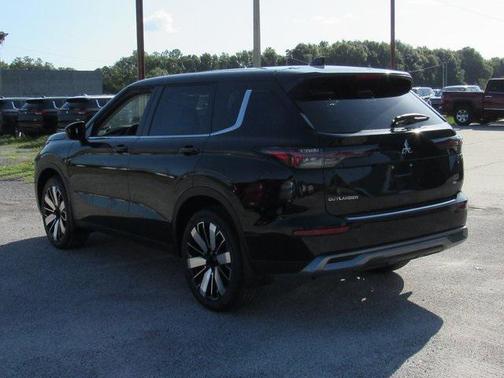 2025 Mitsubishi Outlander SE 2.5 2WD