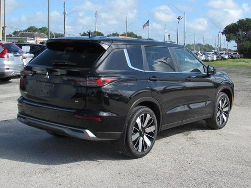 2025 Mitsubishi Outlander SE 2.5 2WD