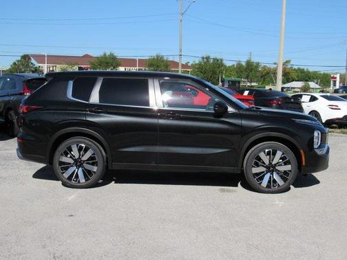 2025 Mitsubishi Outlander SE 2.5 2WD