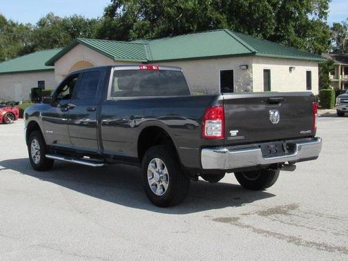 2024 RAM 3500 Big Horn Crew Cab 4x4 8' Box