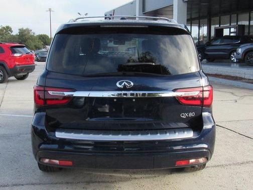 2018 INFINITI QX80 Base