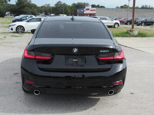 2022 BMW 330 330i