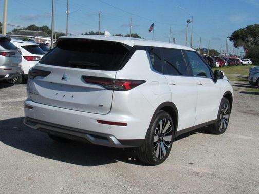2025 Mitsubishi Outlander SE 2.5 2WD