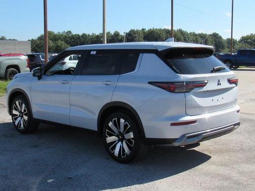 2025 Mitsubishi Outlander SE 2.5 2WD