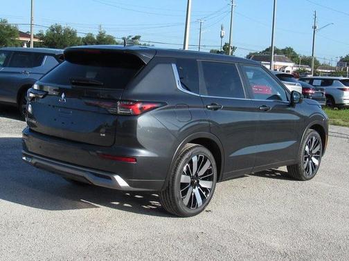 2025 Mitsubishi Outlander SE 2.5 2WD